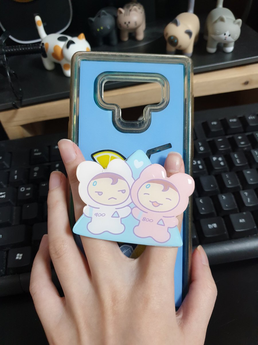 선물용으로 조금 만든 그립톡