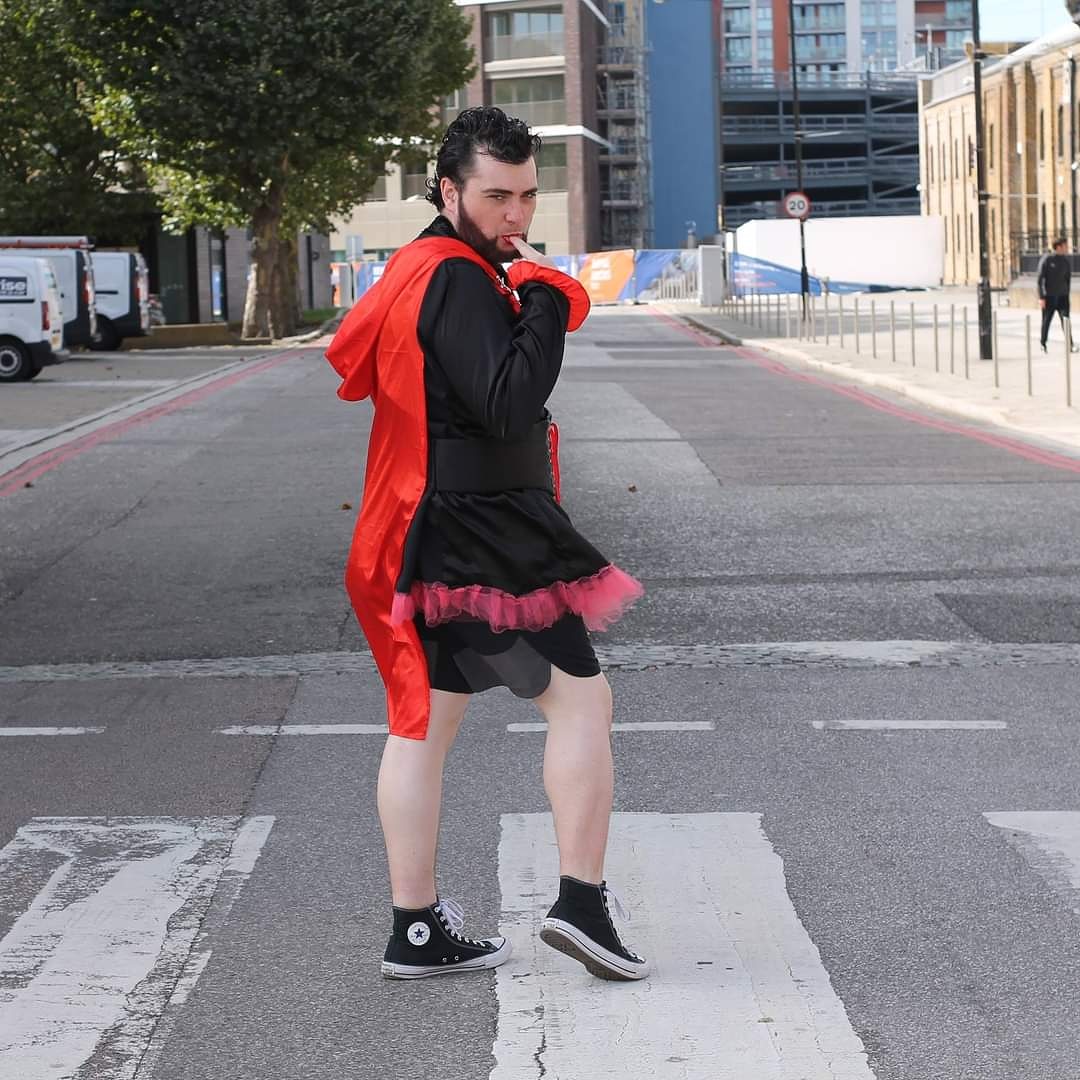 LandstarCosplay's tweet photo. Do I ever need a reason to share this?
I guess there are new people on here that didn't know I'd cosplayer as @TheMilesLuna from Ten Little Roosters
Photo by @titansofcosplay
#cosplay #rwby #rwbycosplay #rtx #RTXLondon #combatskirt #milesluna #tenlittleroosters https://t.co/S9E68XOmMs