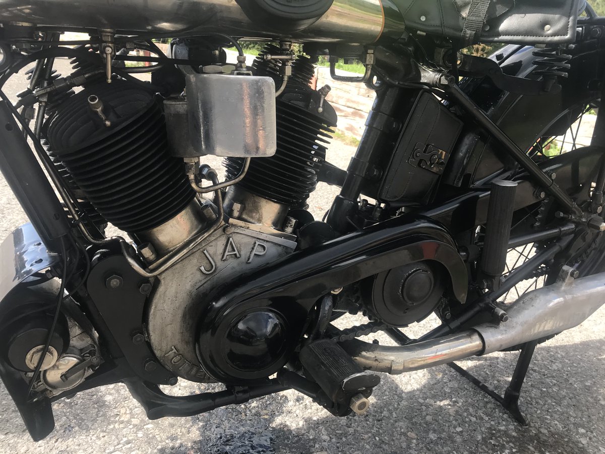 americanmcexp's tweet photo. Thanks to all our riders who joined us over the weekend, we hope you had a great time. Here's a couple of pictures from a pair of stunning #BroughSuperior we spotted at Whiteways in the #SouthDowns.

We're #PeakDistrict bound next weekend, join us!

https://t.co/NENUFOEbPG https://t.co/YHHQYBcKHE