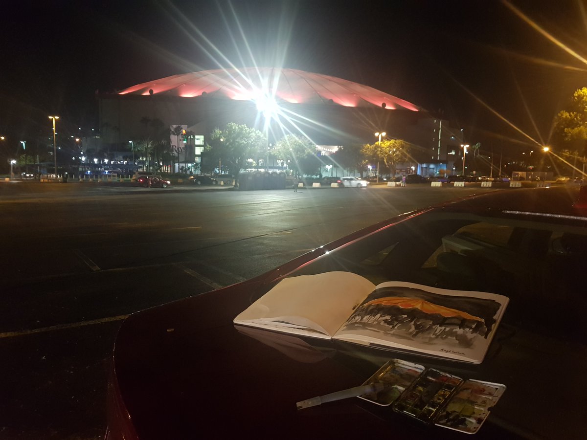 19/09/07MLB Ballpark 22/30 Tropicana Field @Rays vs  @BlueJaysOn my way out I noticed the lit up dome to celebrate the win! Set up my sketchbook on my car's bonnet and captured it quickly!@juanctoribio@KKiermaier39  @austin_meadows  @TBTimes_Rays  #DiamondsOnCanvas  #andybrown