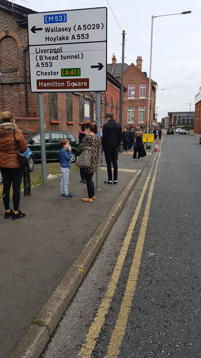 How can we be asked to applaud the "effort" of establishing a testing facility that isn't fit for purpose? #COVIDFail #Covidshambles <a href="/MickWhitleyMP/">Mick Whitley</a> <a href="/Alison_McGovern/">Alison McGovern</a>