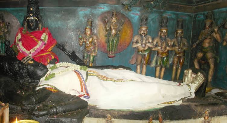 Unique  #Shiva  #temple where we can worship him in reclining posture -Bhagwan Shiva’s head is placed on Devi Parvati’s lap.This is the place where Shiva took rest for a while after consuming poison during Samundra Manthan.Shiva & Parvati are surrounded by Rishis & Devas.1/3