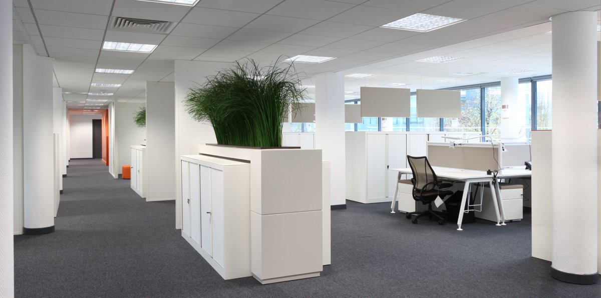 ikennadesign's tweet photo. Ci-joint quelques images d'amènagement d'espace de travail 😊. 
Bon Lundi à tous 😊😉. https://t.co/0qarFoelYQ