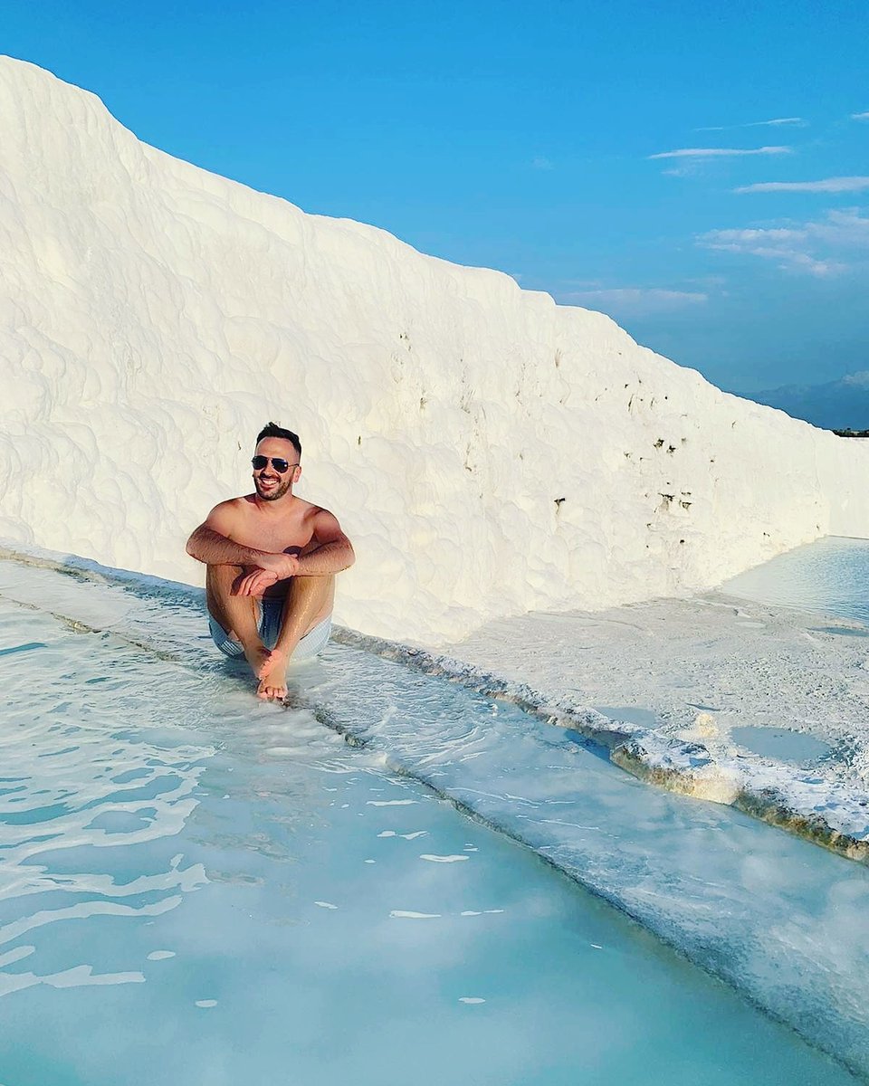 KaineWilliams_'s tweet photo. TURKEY! 🇹🇷🇹🇷🇹🇷 Honestly felt like some of these places were from a fairy tale! #goremë #cappadocia #pammukale #turkey #travel https://t.co/0Yua7TCMgv