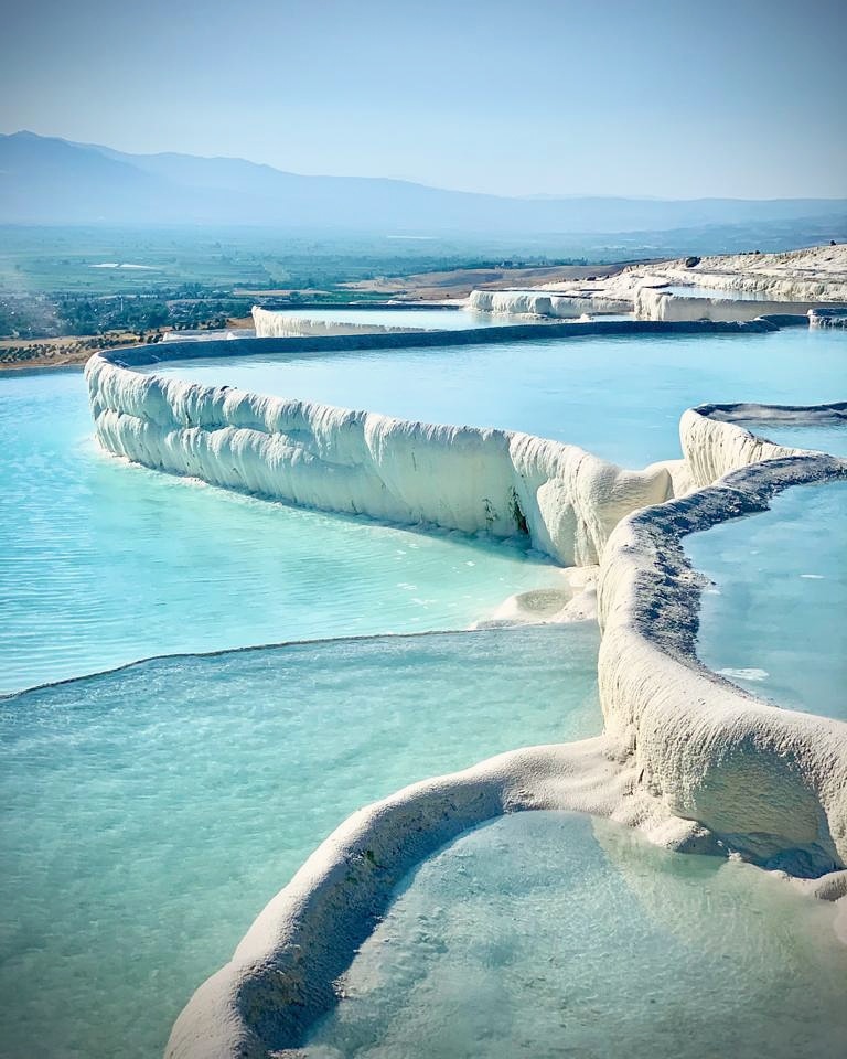 KaineWilliams_'s tweet photo. TURKEY! 🇹🇷🇹🇷🇹🇷 Honestly felt like some of these places were from a fairy tale! #goremë #cappadocia #pammukale #turkey #travel https://t.co/0Yua7TCMgv