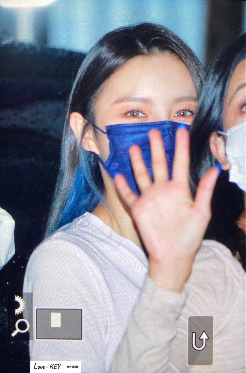 love_key1102's tweet photo. 200907 나우 출근 프리뷰

#CLC #씨엘씨 #엘키 #ELKIE https://t.co/tif3HobkEI