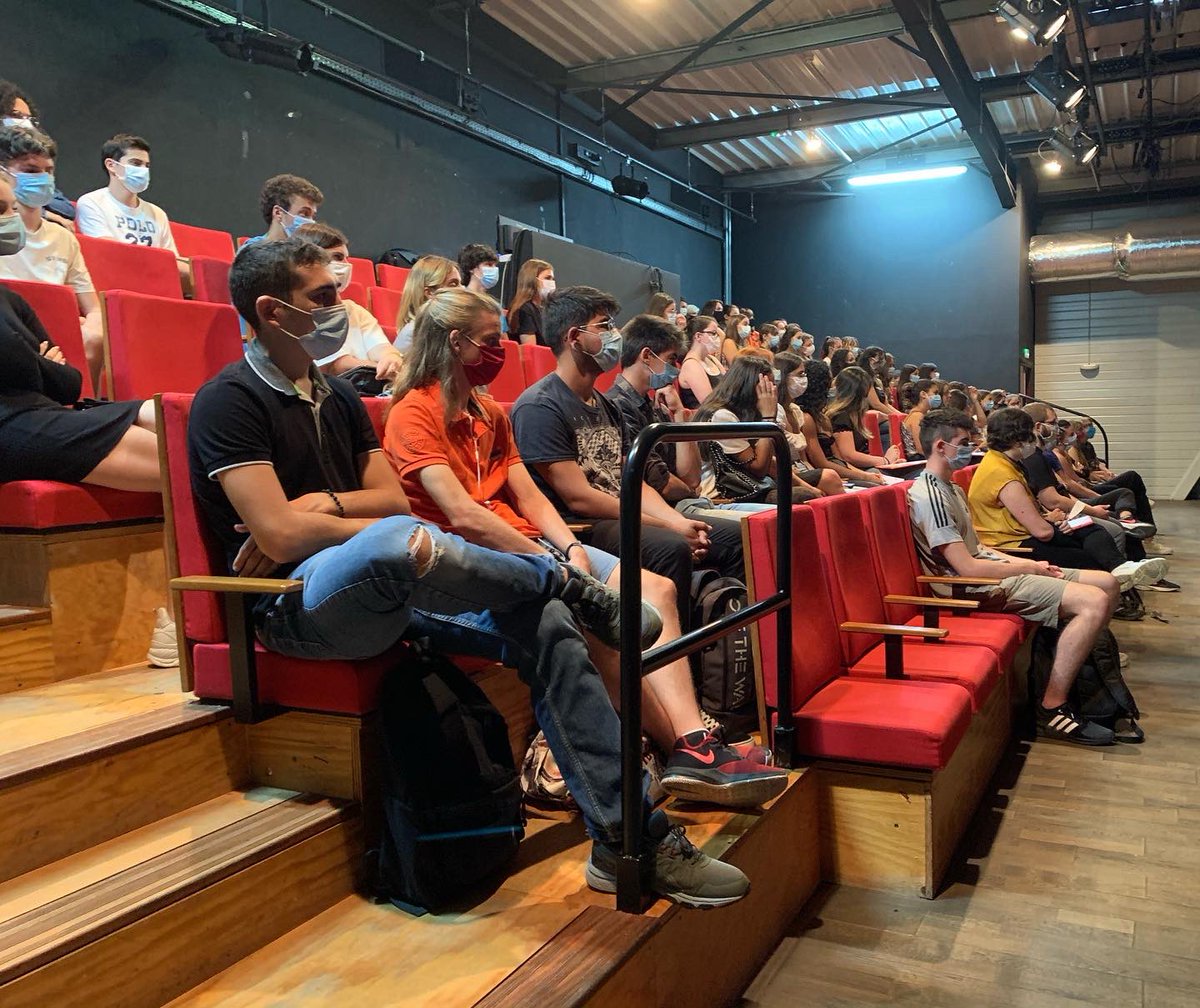 DaviaBenedetti's tweet photo. 💯C’est la rentrée en Arts du Spectacle à l’@UnivCorse #Fllashs
Cusì felici di pudè ritruvavvi! https://t.co/SkbPs3sj9U