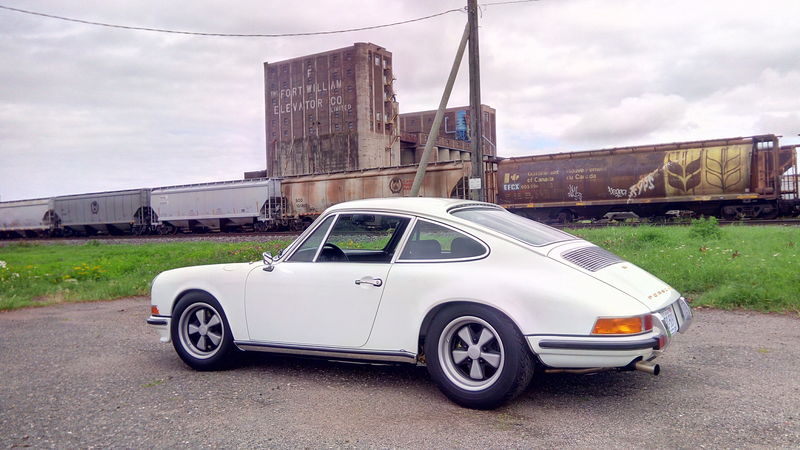 ClassicRetrofit's tweet photo. Fine tuning our CDI ignition unit can transform engine response and the classic car ownership experience. Here’s what the owner of a 1978 Porsche 911 with a 3.2 short stroke engine on MFI discovered: https://t.co/vK12NXIN2N https://t.co/rSiw8KlXDJ