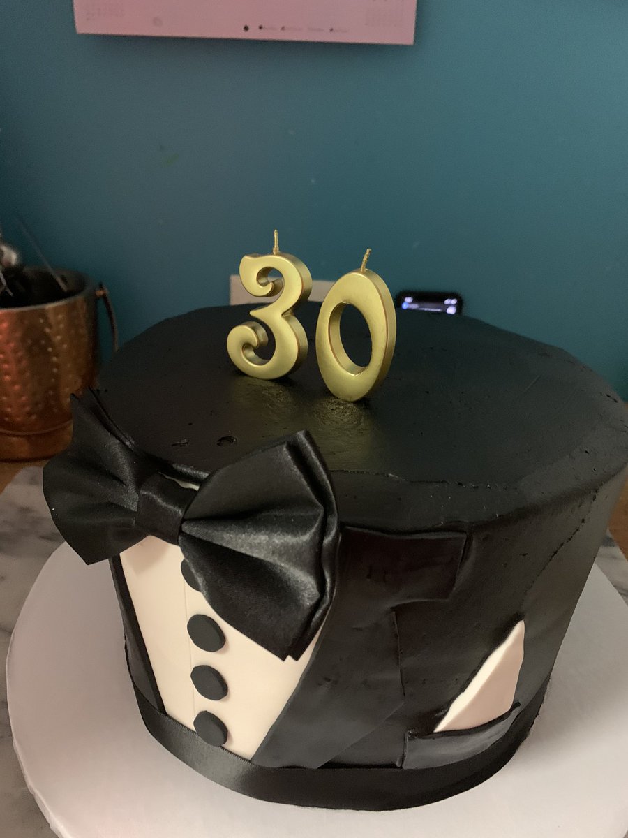 Cottontop1968's tweet photo. Open today 10am-4pm. #Cupcakes #Cakes #Chocolate #Cookies #Fudge #Saltwatertaffy #Sweettreats #Candy #Icecream #Customcakes #Belmar #Jerseyshore #Springlake #Bradleybeach #Avon #Wall #Asburypark #Howell #Jackson #10thAvenue #Cannolis #Farmigdale #Awardwinning https://t.co/5N5ABKrfLI