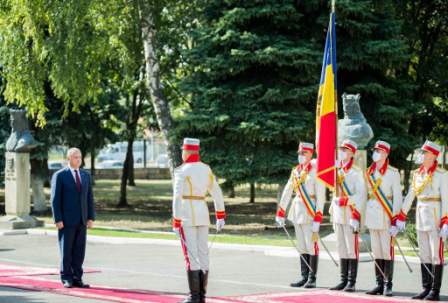 IRICER's tweet photo. PRESIDENTIAL VISIT TO MOLDAVIA!
#SDG #education #jobs #Sustainability #ECTT #academy #antoncaragea #Asia #ETA #event #AcademyAwards
#mobility #economic #development #youth #investments #Africa #Asia #America #Europe #CSR #tourism #TourismMonth2020
https://t.co/DXmVVqdkRH https://t.co/dF6iNiJsps