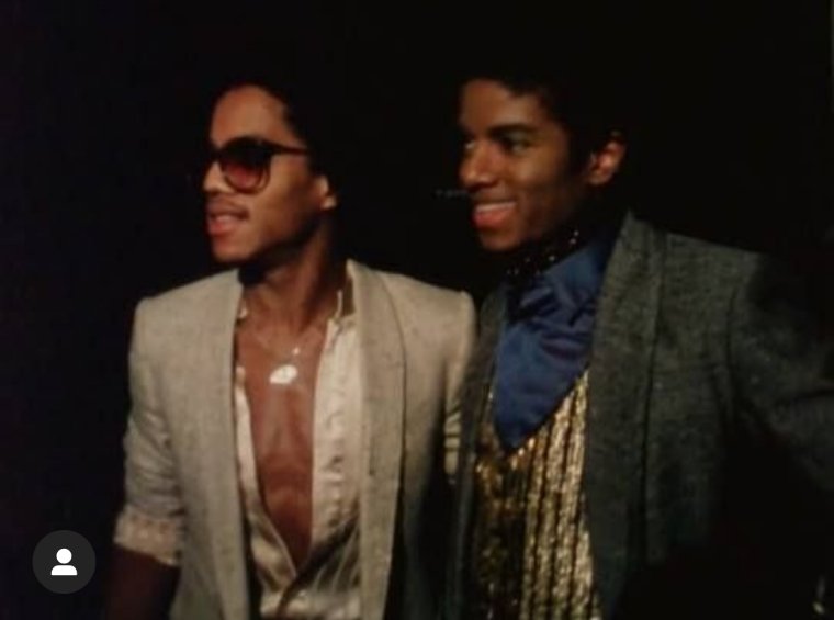 Cohiba42794785's tweet photo. Marlon and Michael Jackson at studio 54 1979 https://t.co/0GxEKo5H6r