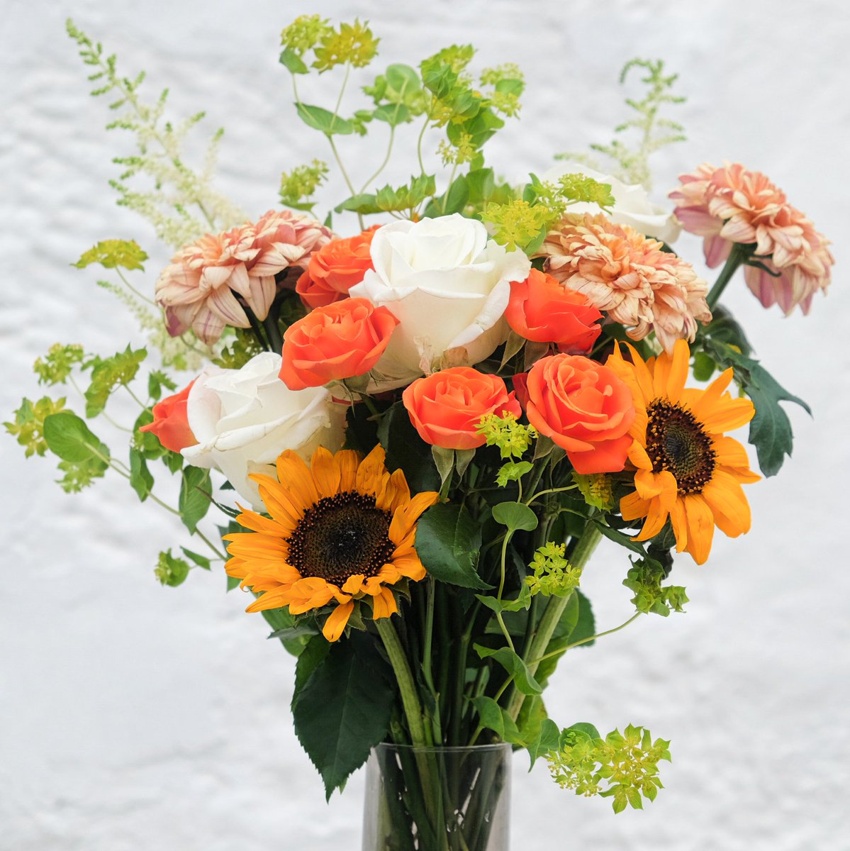 We will offer 2 specially curated bouquets per week in various sizes - using the most beautiful, rare, and seasonal #flowers that we can get our hands on. This means our bouquets will be different every single week!

nectaryflowers.co.uk

#florist #ayrshire #ayrshireflorist