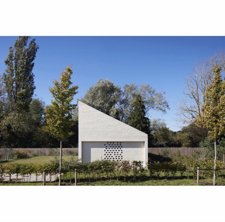 Even the utility buildings at #Eddington are beautiful. 

<a href="/RobinLeeArch/">Robin Lee</a> Robin Lee Architects’ <a href="/RIBA/">Royal Institute of British Architects</a> East Award winning utility buildings at Eddington.

Photo credit: Jack Hobhouse