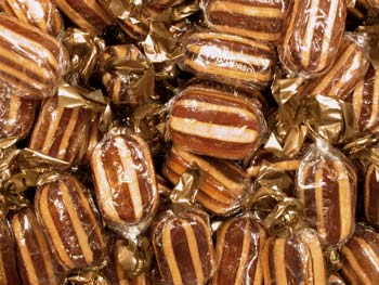 WarmToastyClub's tweet photo. I bring you deeply serious news
In the battle of the boiled, the Mint Humbug beat the Cough Candy to win #SweetOfTheWeek on Friday ;)
Watch back https://t.co/BjWVdMc8FS
@Snippetcuts @JeanetteLark @TNLComFund @LottoGoodCauses @AgeColchester @ColchesterArts @ColBoroughHomes https://t.co/jppCk3bmfY