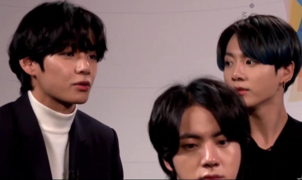 Jungkook hypnotized by taehyung's lips saga