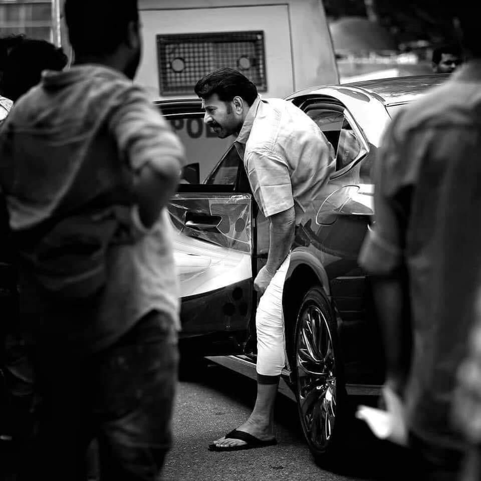 Thalafanmk's tweet photo. Impact  test signifies toughness of material that is the ability of material to absorb energy during  plastic deformation. Toughness takes into account both the strength and ductility of the material.There are two distinct type of toughness mechanism 💥🔥

#HappyBirthdayMammukka https://t.co/W9YklIjHmT
