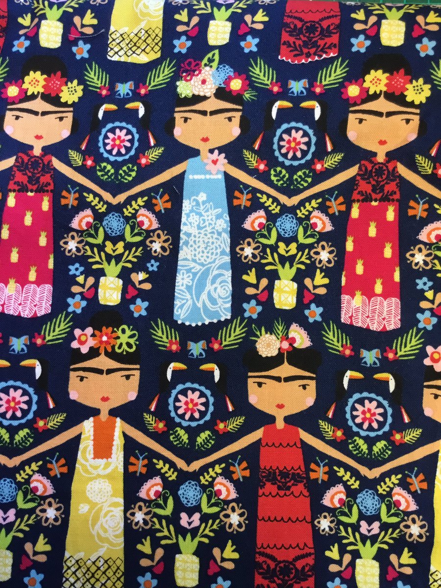 Designs By Lucy V tweet media