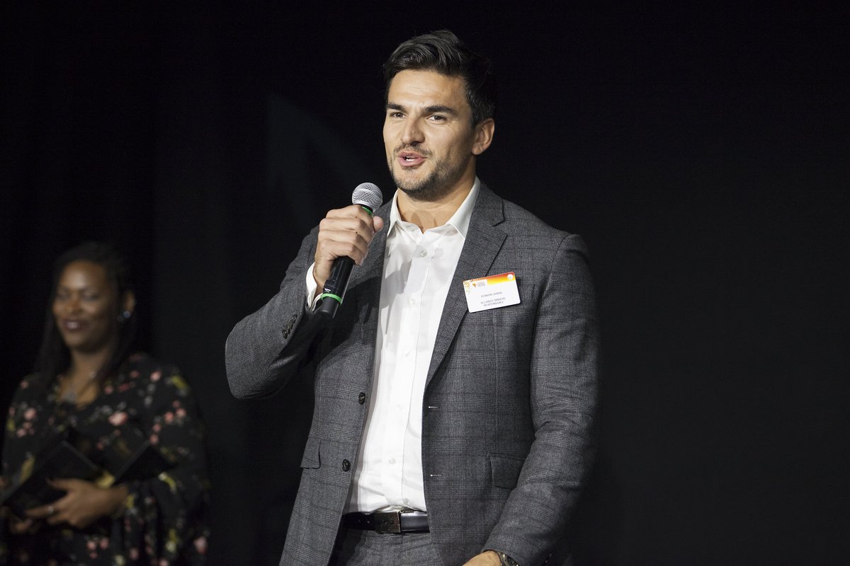 businessndco's tweet photo. Qui est Romain Girbal, ce business angel français ? https://t.co/kBfRMUzn7h https://t.co/1kNhx2Z83A