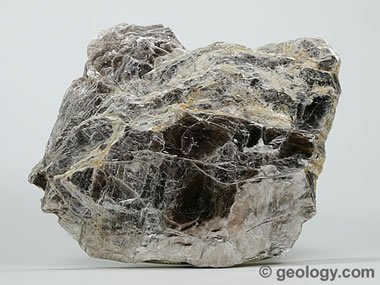 vdpluijm's tweet photo. @MineralCup Beautiful blue #Glaucophane with flashy tectonics backstory or shiny old friend. Reliable date #Muscovite (incl #Illite) earned my loyalty. https://t.co/84O1PYAD5E