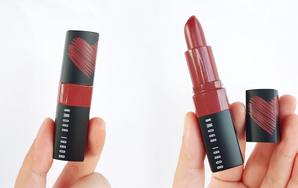 lonelycindie's tweet photo. @BobbiBrown_TH ออก Cranberry แพ็คเกจลิมิเตดมานะฮะ ลิปหลวยมาก เปิดให้จองวันที่ 7-8 ก.ย. นี้ โดยจ่ายมัดจำ 10% และวันที่ 9 ค่อยจ่ายส่วนที่เหลือ และสุดท้ายซื้ออะไรก็ได้ในคอลเลคชั่น Cranberry Crush รับ Cranberry Pouch ไปเลย (ต้องจองก่อนวันที่ 8 เท่านั้นนะ) https://t.co/gPuopuuduD https://t.co/Ed6zk3sFsV