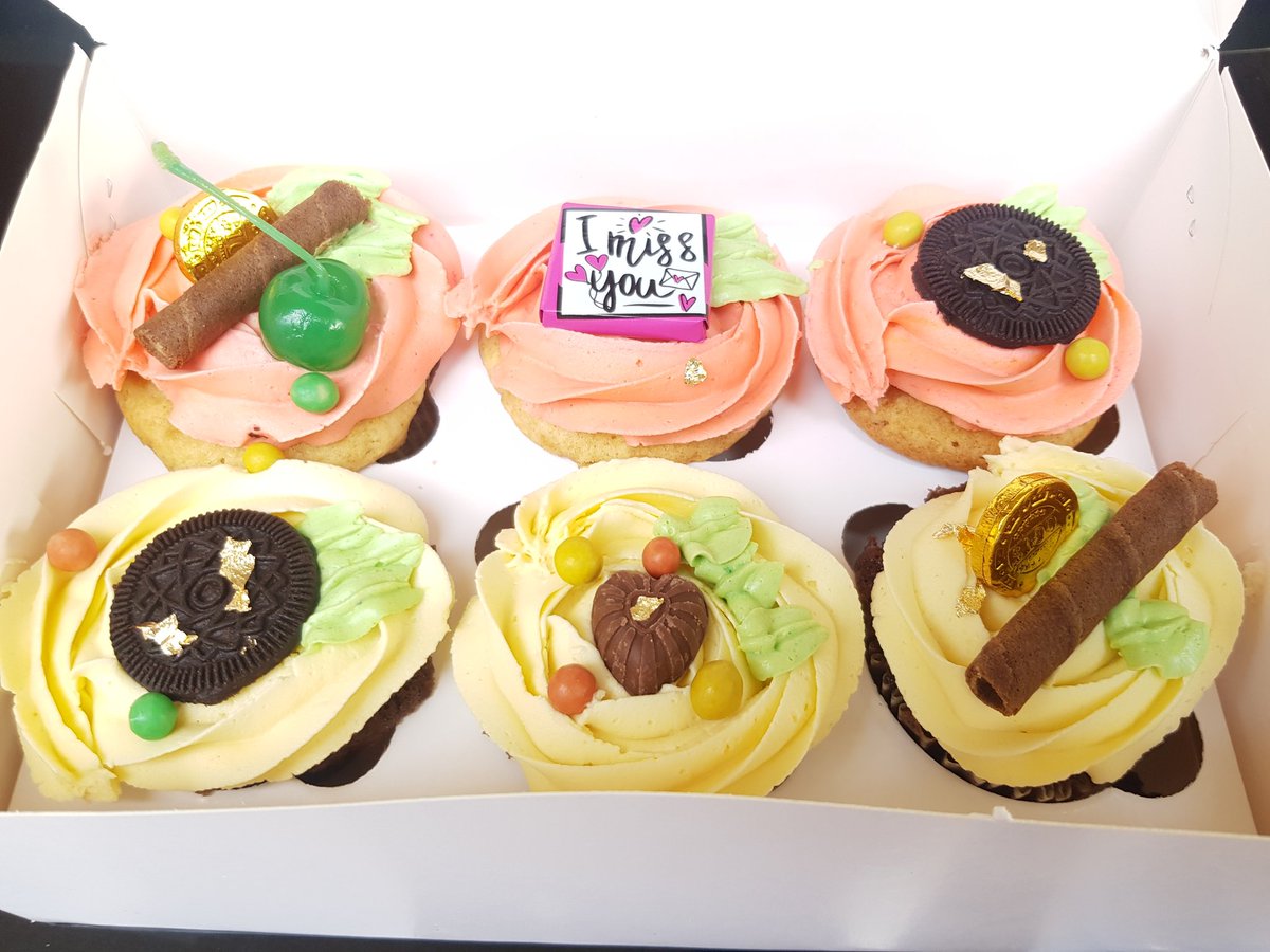 UmmiKhayr's tweet image. Hello!!!
I still sell delicious and affordable baked goods for your utmost enjoyment
A tray of brownies-2,500 (with toppings)
A bag of cookies-1000
A box of 5 donuts-#1500
Banana bread-#1000-#1500
Please  RT and refer.
Send a DM or call 09015126636 to order