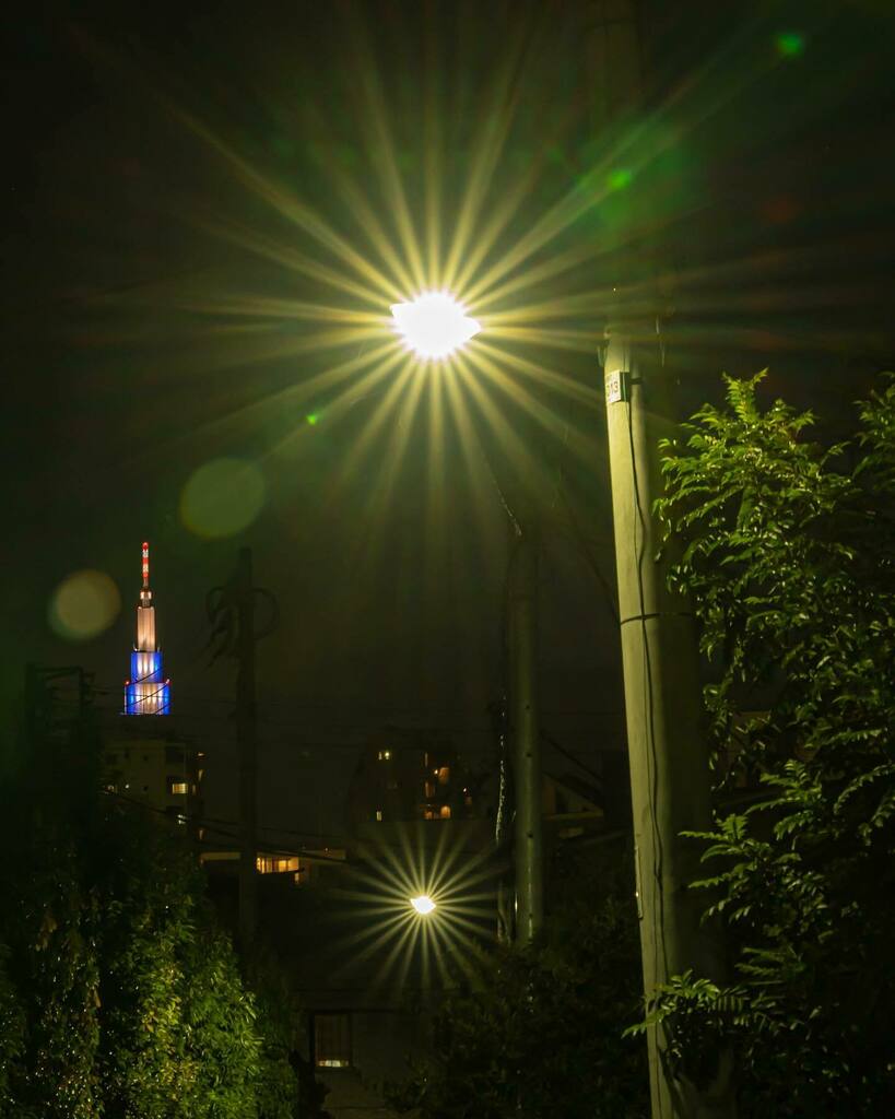 pixelcomDesign's tweet photo. 四谷にて　パート2

#四谷#夜景#ドコモタワー#写真#α7iii#カメラ好きな人と繋がりたい#写真好きな人と繋がりたい https://t.co/yqhRdwenNl https://t.co/Je3rd6mpzQ