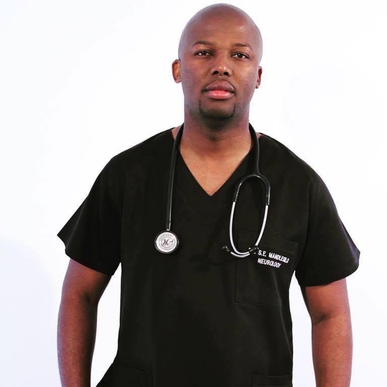 Simphiwe tweet media