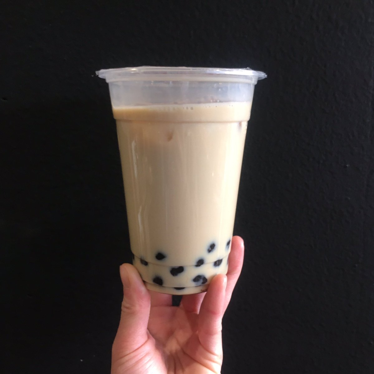 kodam0110's tweet photo. 味庵茶坊をいつもご愛顧頂き誠にありがとうございます😊

営業時間ご案内
全日　開店         11:30
　　　ラストオーダー18:30
　　　閉店19:00(ドリンクのみ)
＊テイクアウトにてお弁当やドリンク、スイーツ等多数ご用意しております✨
心斎橋へお越しの際は是非ご来店を心よりお待ちしております🙇‍♀️ https://t.co/I9JVeKpLQ2