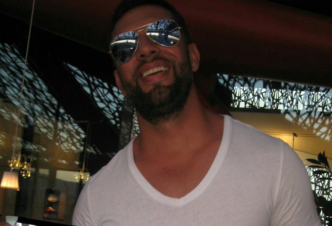 ChrisletChile's tweet photo. La felicidad del corazón se refleja en una sonrisa" 

@CHRISDELACAMPA https://t.co/I8XFLGONb2