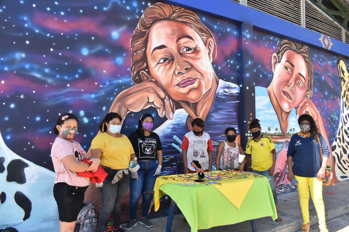 EdgarFTovar's tweet photo. Rinden homenaje en mural a mujeres indígenas https://t.co/R3P3AK5Zp6  #AsíTodosGanamos 👍 https://t.co/R2u20rbls9