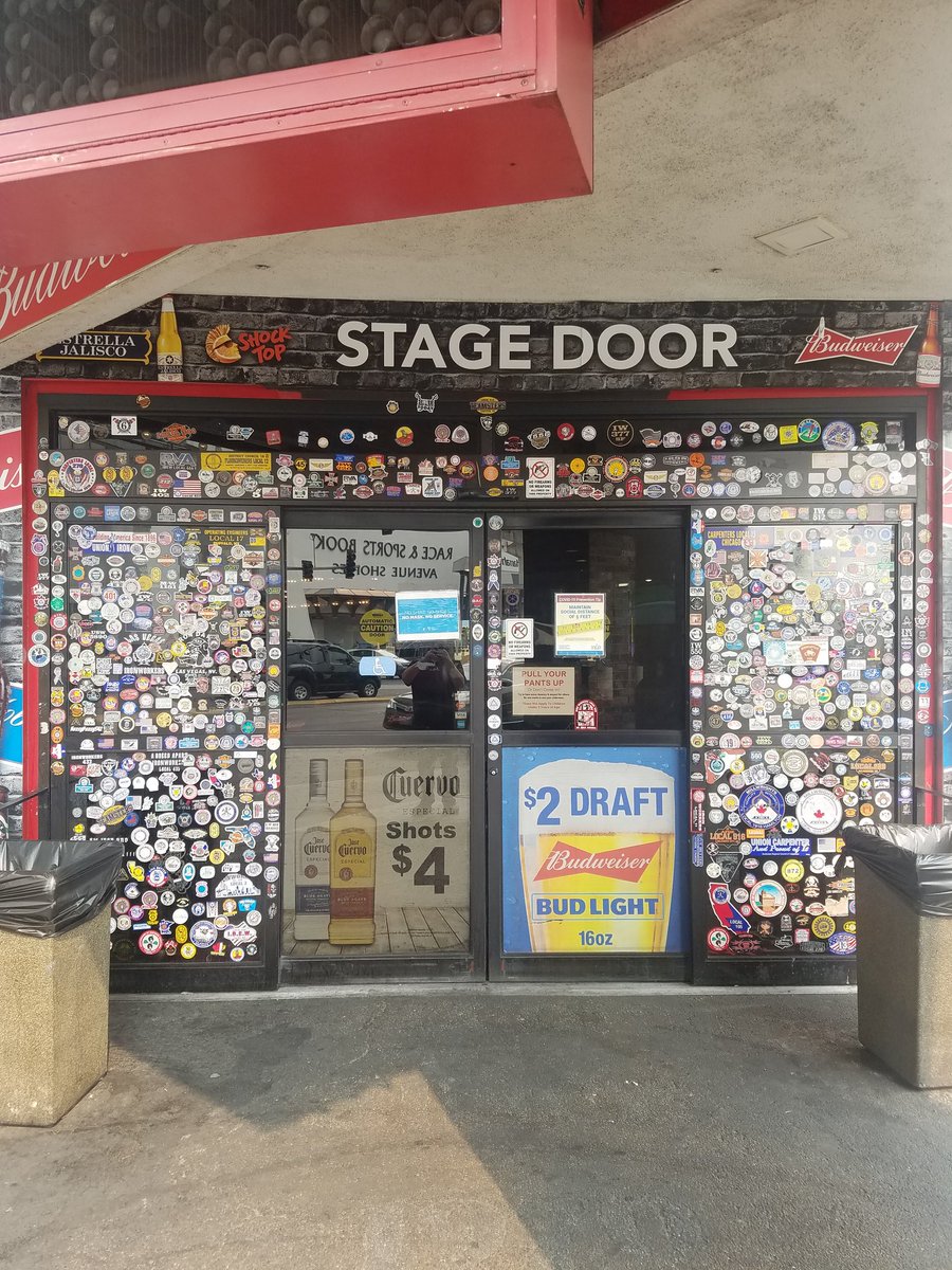 stagedoorcasino's tweet photo. Happy Labor Day! #UnionStrong #UnionBar #BlueCollar #Vegas https://t.co/nyZ5pxC6r8