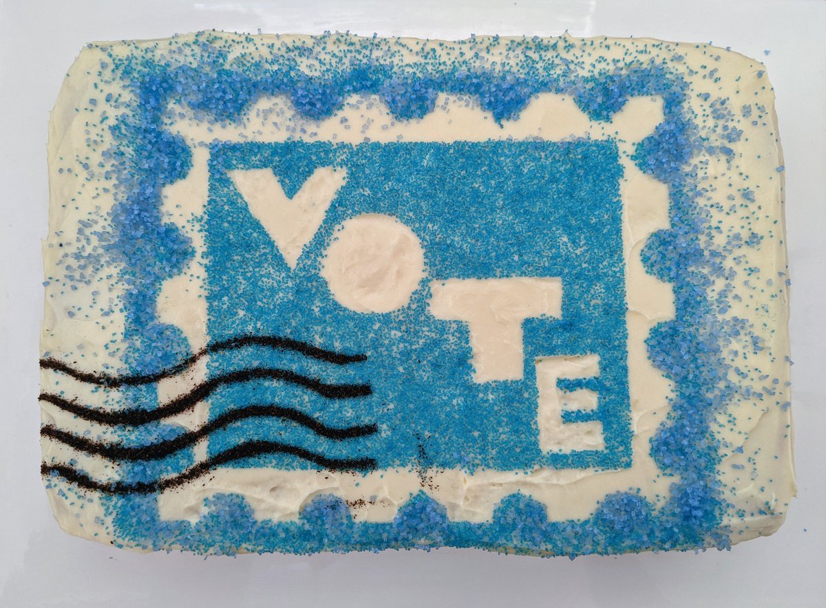 jocelindonahue's tweet image. My friends, I baked you a cake 💙 Please make sure you are registered to #VOTE for this crucial election! This November 3rd, vote for people who will fight for racial justice and equality, and protect the health and security of all Americans. Check your status at @HeadCountOrg ☑️