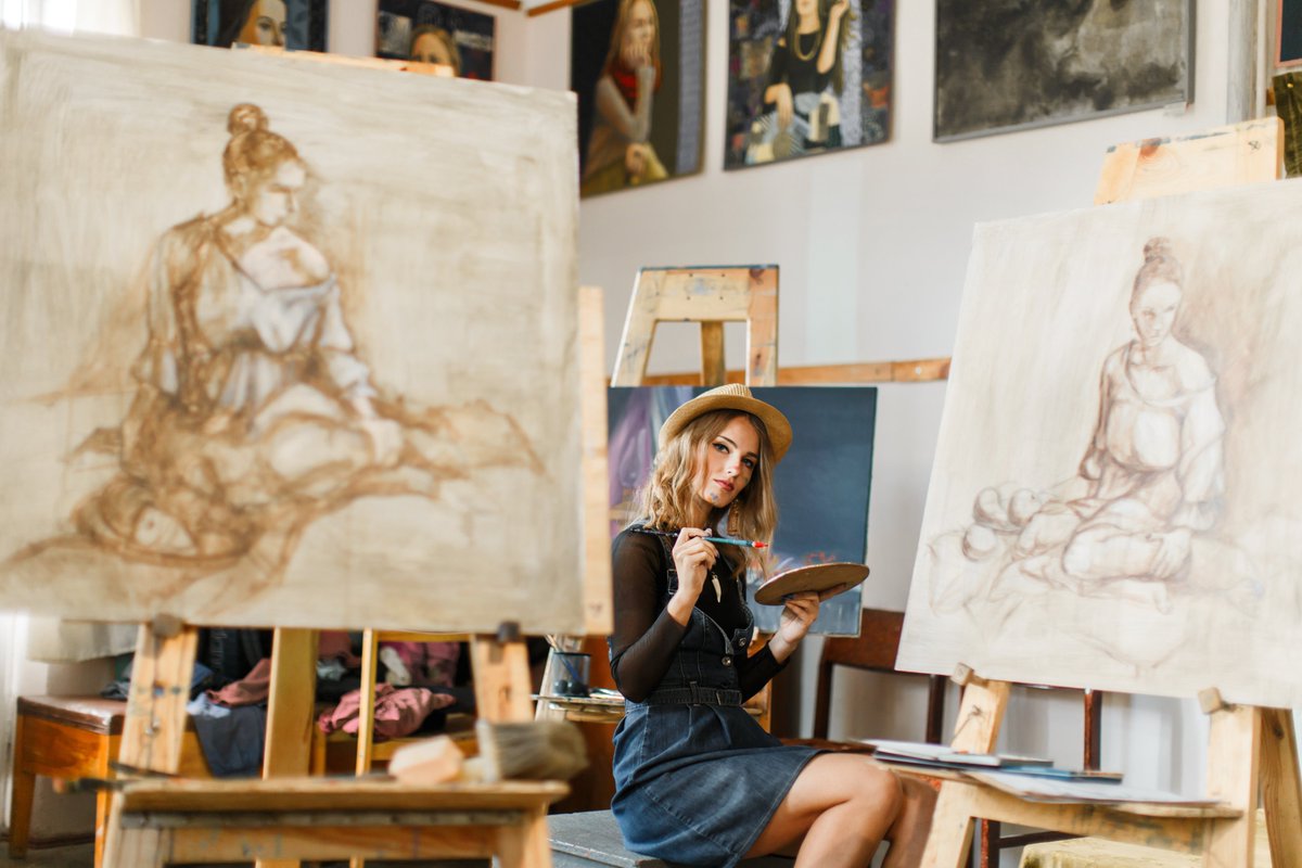 StadAarschot's tweet photo. We zoeken modellen voor de Hagelandse Academie voor Beeldende Kunst. 🧑‍🎨🎨🖌️ Iets voor jou? Solliciteren kan tot 21 september. Bekijk de vacature via https://t.co/cKKUfRLJdY https://t.co/CqfWQhNAti