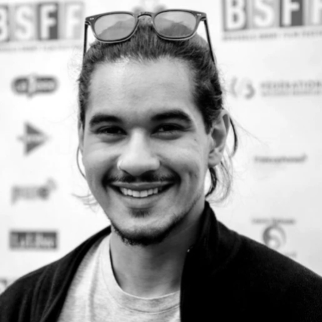Remember GRAND DIRECTOR winner at the 2018 #PRINDIE Film Festival? Zoel Aeschbacher is part of our 2020 Jury!

ow.ly/tsKD50BcfaZ
