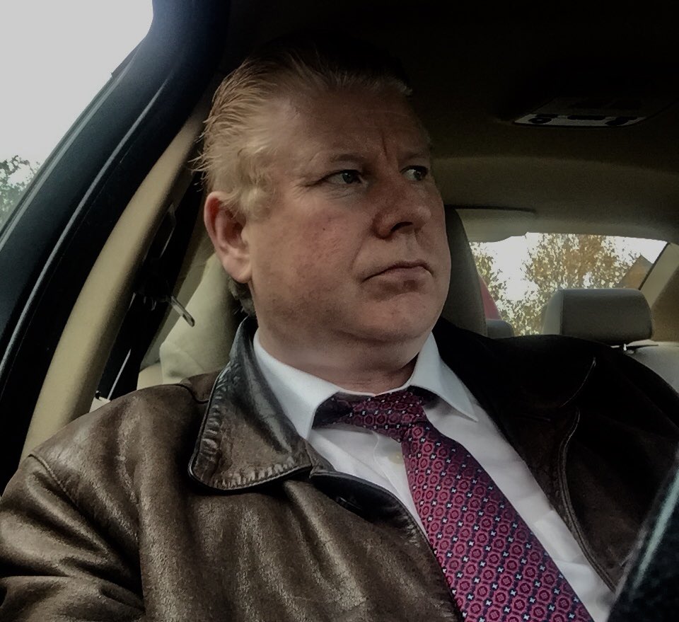 AdvisorsIreland's tweet image. It’s mandatory to be a Digital expert in marketing if you want your business to succeed. A great understanding of tax and retirement benefits would not help. Free help and advice. Do you need a Sales professional to sell your products or services? #makevisible #peterfa #ireland