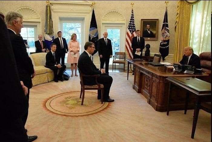 What’s wrong with this picture of  #Serbia's President Aleksandar Vučić visit to  @WhiteHouse & how it triggered scandal in  #Russia-Serbia relationsSHORT THREAD