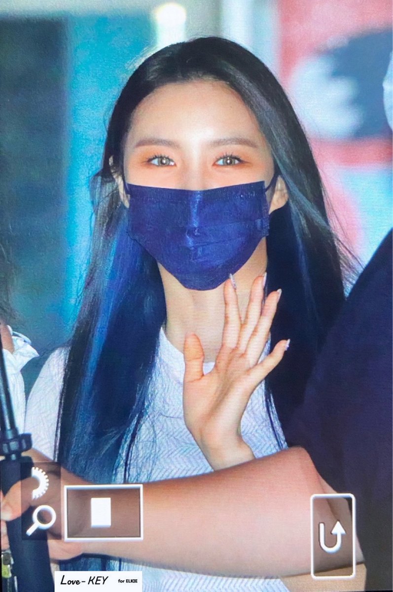 love_key1102's tweet photo. 200907 나우 퇴근 프리뷰

천사 퇴근 🧚🏻‍♂️

#CLC  #씨엘씨  #엘키 #ELKIE https://t.co/PpfUqZQzXK