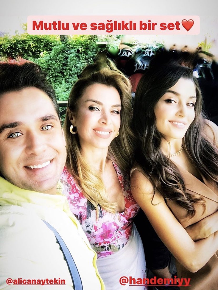 HandeErcelHaber's tweet photo. #HandeErçel via neslihanyeldan #SenÇalKapımı https://t.co/JjzTxJEs84