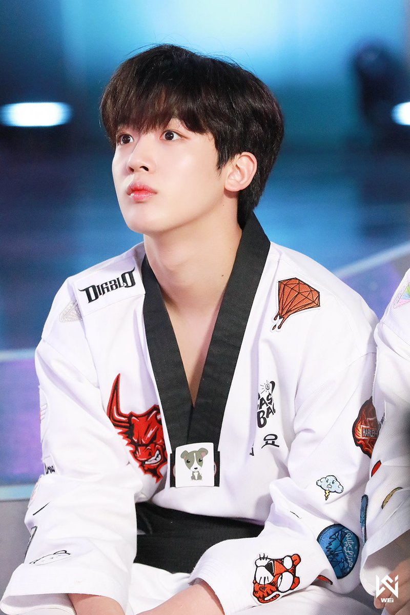 WEi__Official's tweet photo. [POST] CASH 인형을 CATCH 하러 떠난 태권소년(ง •̀_•́)ง

https://t.co/7MsyEqOkyx

#위아이 #WEi #김요한 #KIMYOHAN https://t.co/y8FV63w7LD