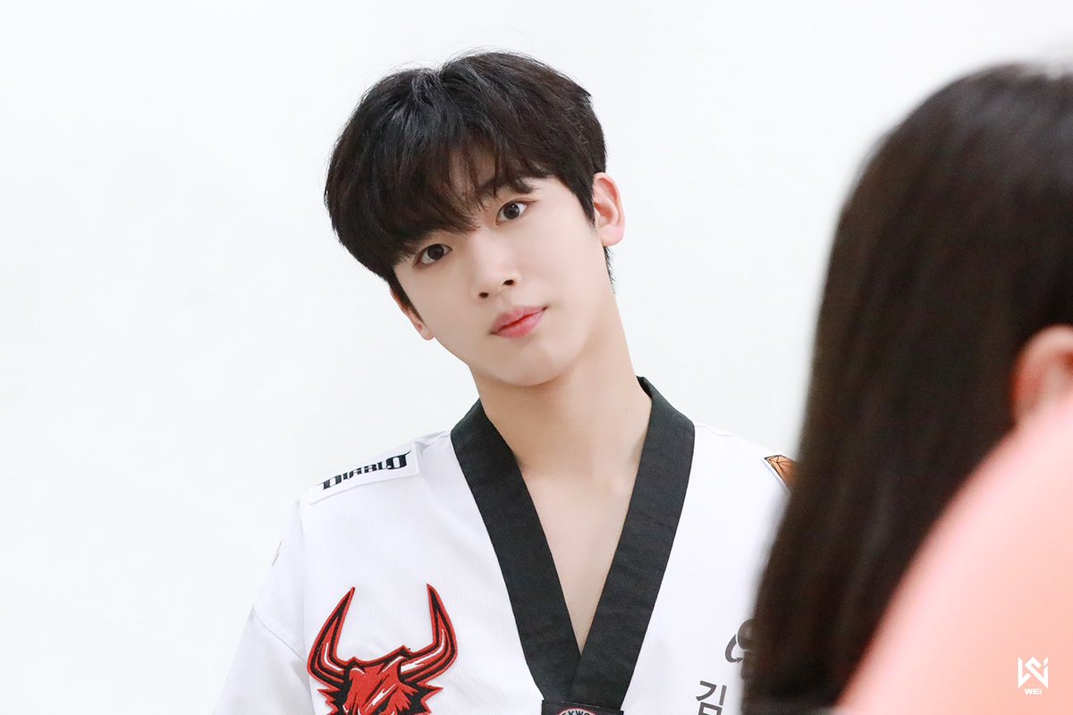 WEi__Official's tweet photo. [POST] CASH 인형을 CATCH 하러 떠난 태권소년(ง •̀_•́)ง

https://t.co/7MsyEqOkyx

#위아이 #WEi #김요한 #KIMYOHAN https://t.co/y8FV63w7LD