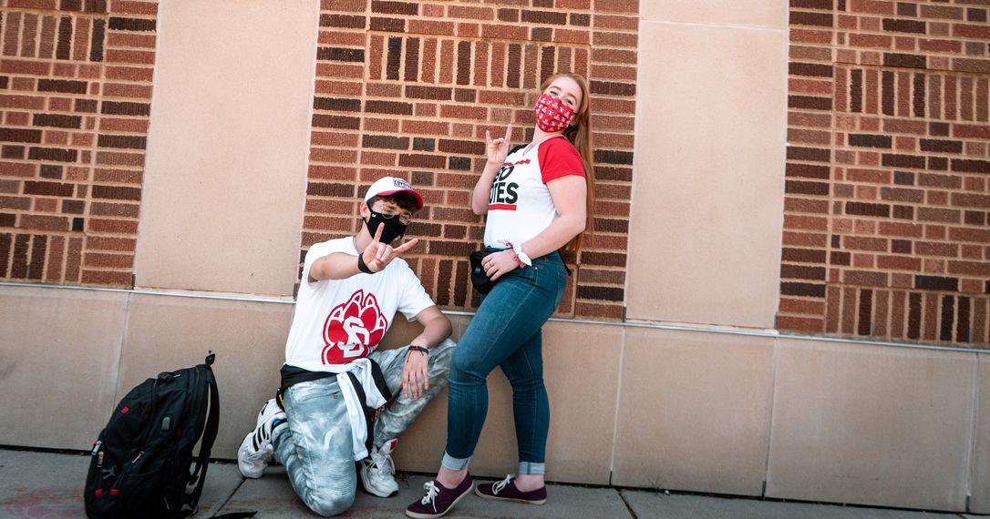 20% OFF STOREWIDE! 🚩 Shop our Labor Day Sale online or at our downtown and campus locations TODAY ONLY from 10 a.m. - 2 p.m. 👏

Shop NOW 👉 yote.us/2KqXQsK 🐾 #YoteLife #CharliesYoteGear #ProtectThePack