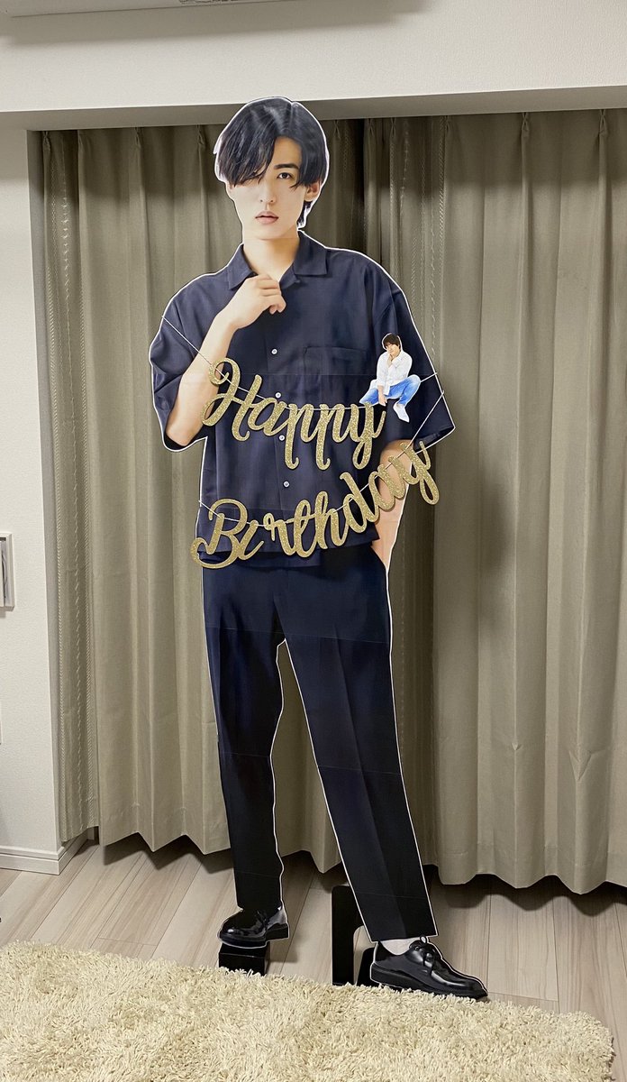 目黒蓮等身大 Amazon.co.jp: 目黒蓮等身大パネル B : 文房具・オフィス用品