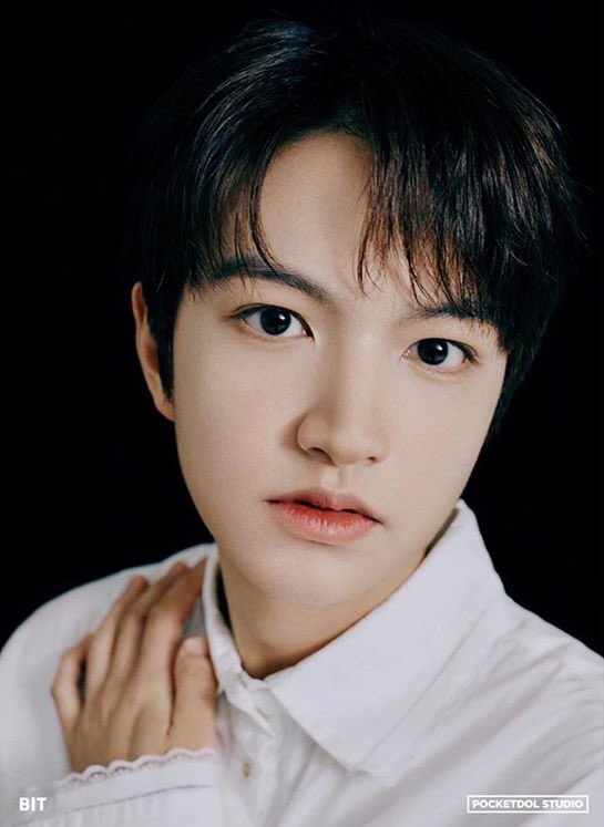 kyeopteers's tweet photo. this boy looks like junho, jyunhao, haenami, a bIT of youngmin (ab6ix), and an actor i couldnt name morphed altogether😭😭😭😭😭 https://t.co/kniHE6Jvz6