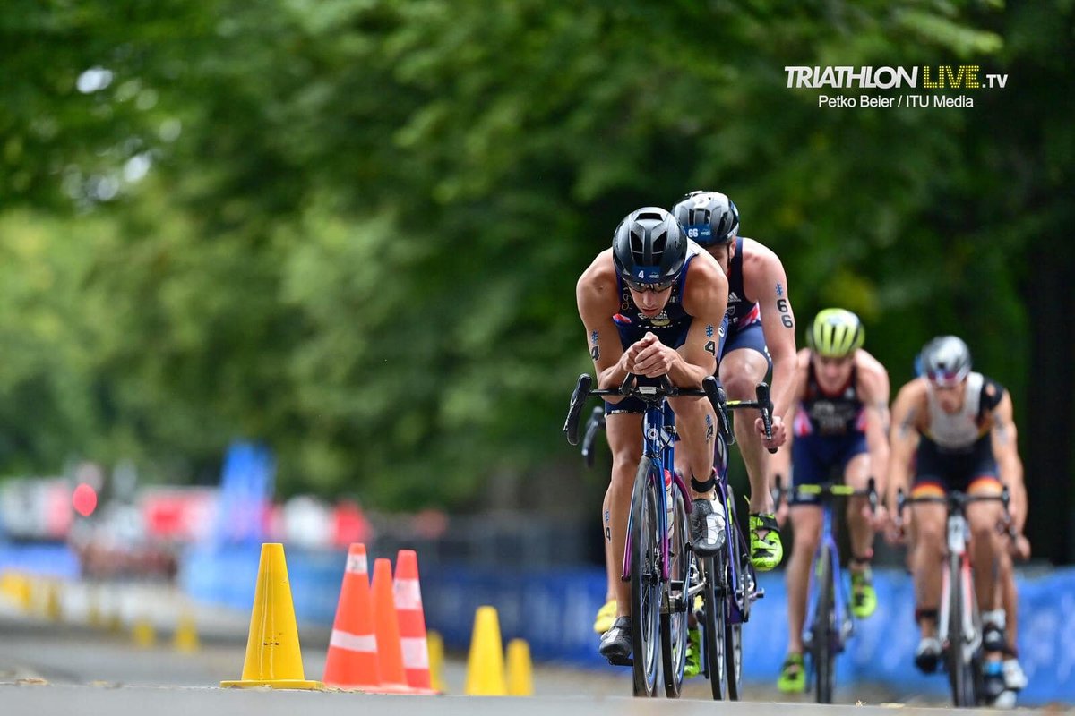 OVERSTIM.s officiel tweet media