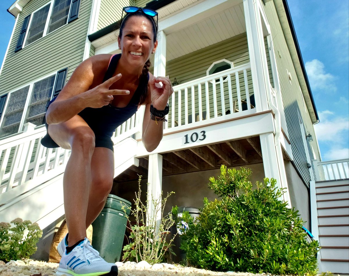 runSue19's tweet photo. Last 20 miler of summer✅💪🏃♀️🌞🏖 Let's hope marathon season is on!!! Happy Labor Day! 🍻 #loveyourrun #teamULTRA #ULTRAambassador #marathontraining #40by40 #keepmoving #lavarun #laborday #valleyforgemarathon #gettysburgmarathon #virtualMCM2020 https://t.co/qOdFEStljc