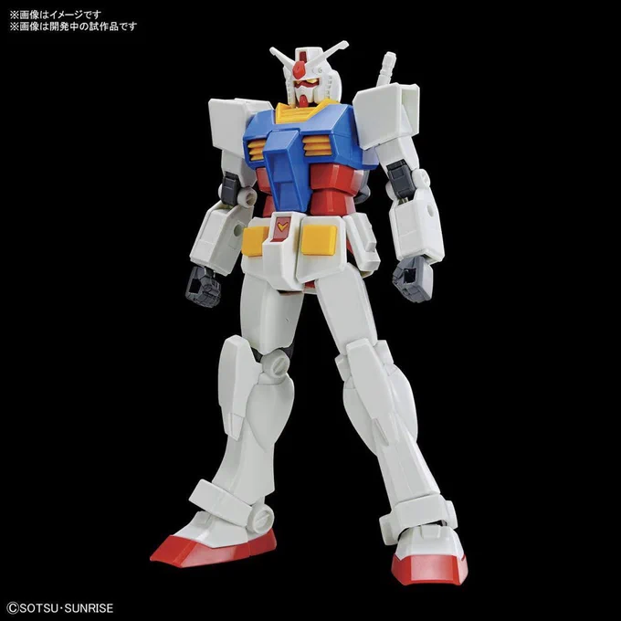 EGが武器無しで叩けれてるけど、ちゃんと頭部バルカンという固定武器が付いてるじゃないか。安心した() 