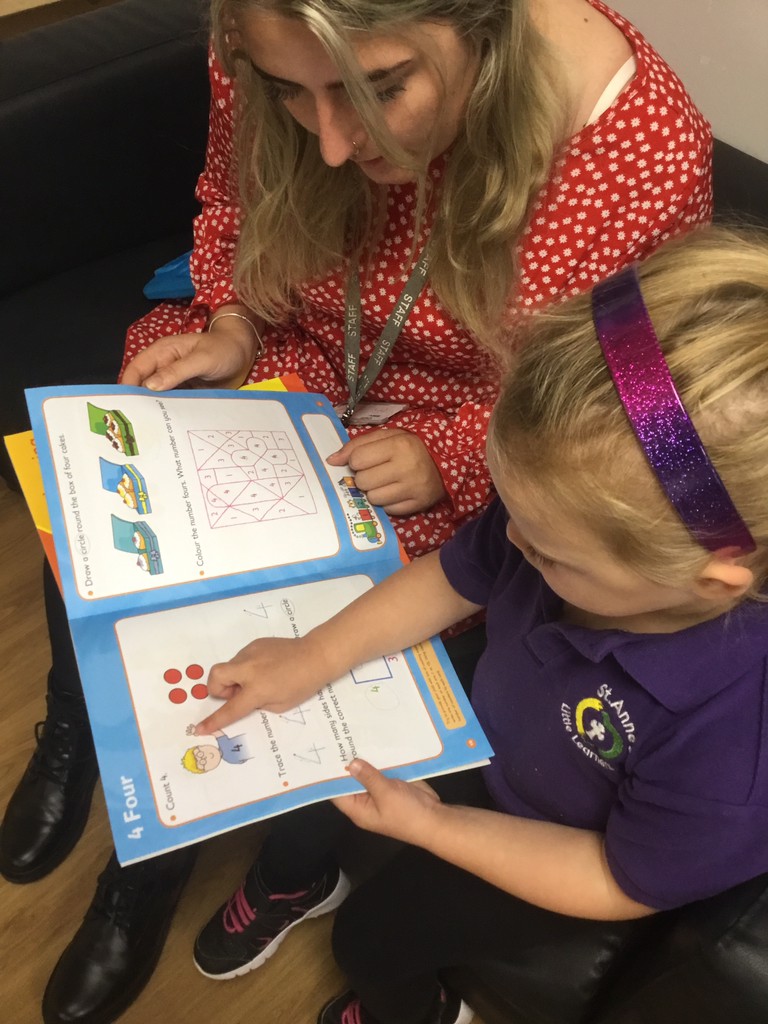 LLStAnnes's tweet photo. It is great to see our Little Learners concentrating and sharing their thoughts/ideas so beautifully with both peers and the Nursery Crew #wearelittlelearners https://t.co/TvjozBLfp0