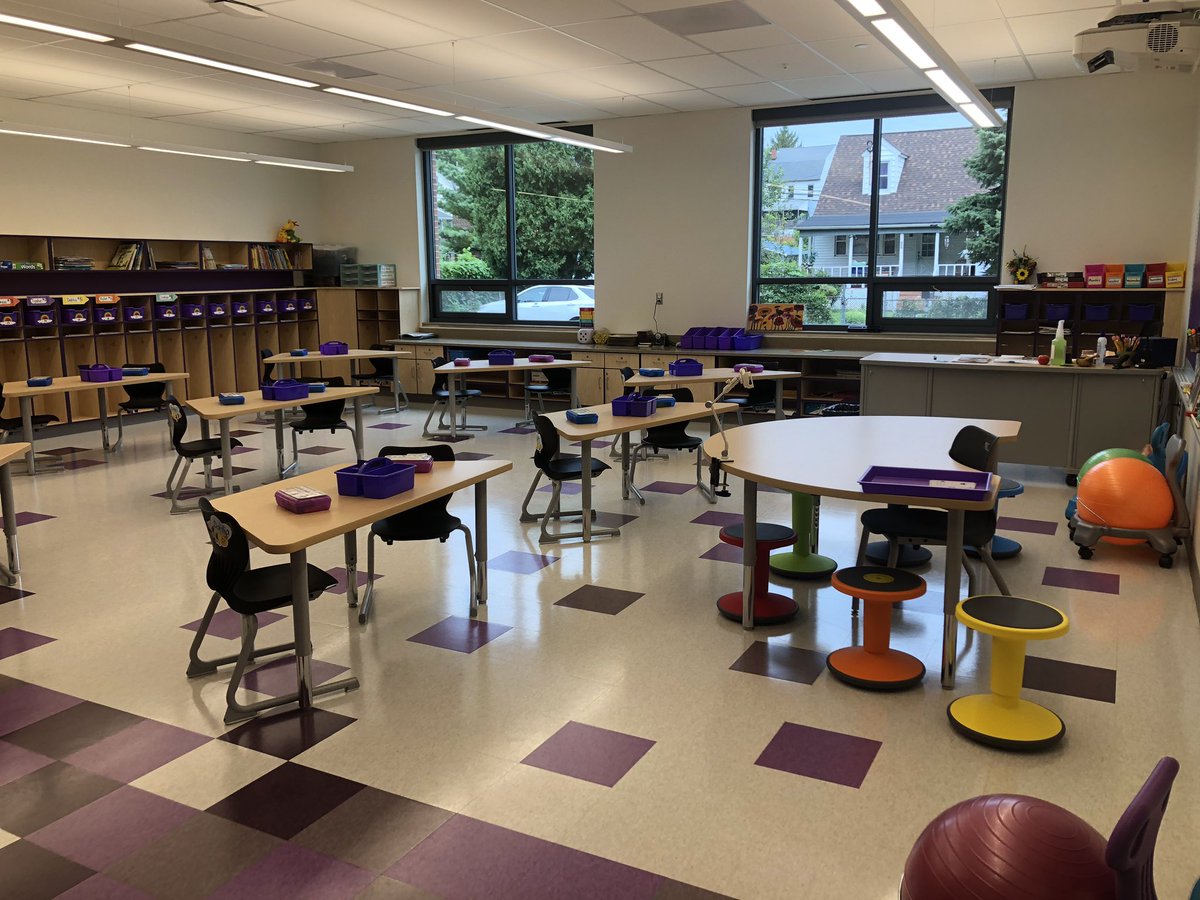 EASDMearhoff's tweet photo. I am so excited to meet my new first graders this week and show them around their beautiful new school!! #cougarpride #newAdaBCHeston @EASDYanders https://t.co/FaWYMxPRUL