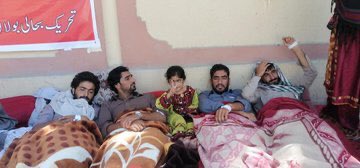Kamal_Baluch's tweet photo. #Baloch students are facing difficulties in their education due Pakistani policies. Every time they are forced to protest for their basic rights. State of #Pakistan won't solve these problems as a #colonialist. We must support and #StandWithBMCStudents in this crucial time. https://t.co/NojKhffvde