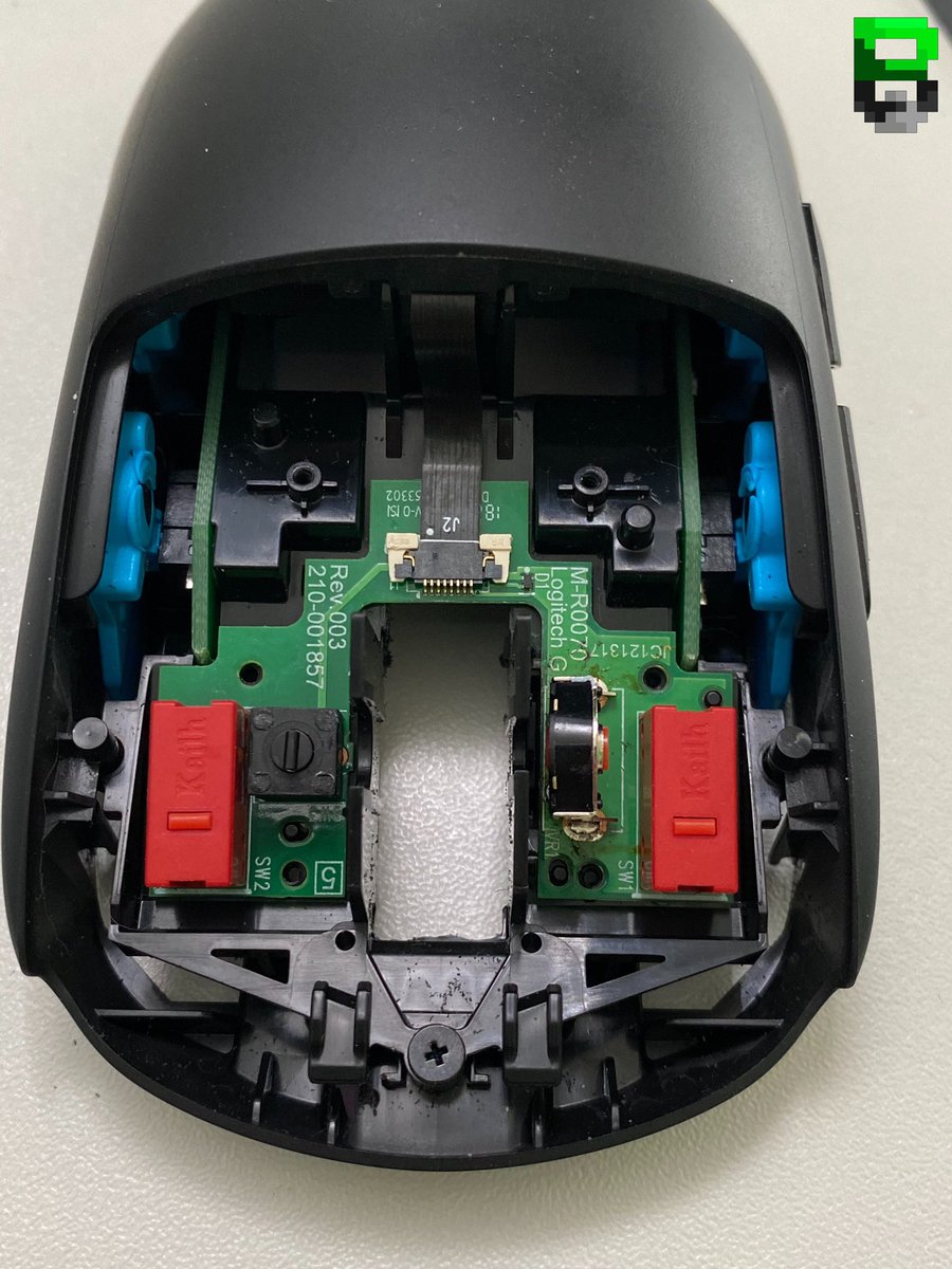 Beardedb0b's tweet photo. Scroll wheel swap and Kailh red Switches and Encoder.

@KailhSwitch #kailh #logitech @LogitechG #bbmods #beardedbob https://t.co/KNdRbHDGAc
